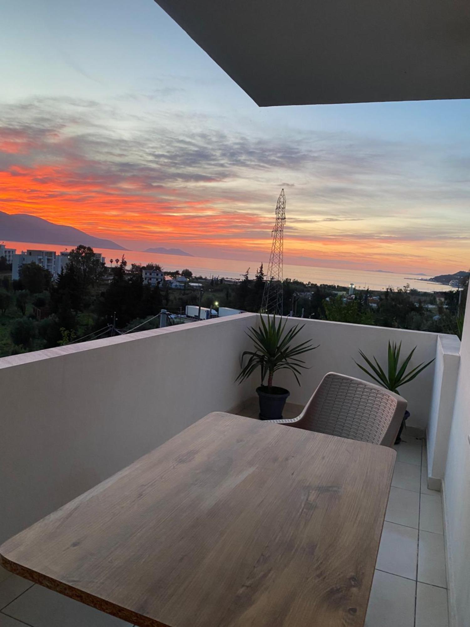 Apartament Radhime วญอเรอ ภายนอก รูปภาพ